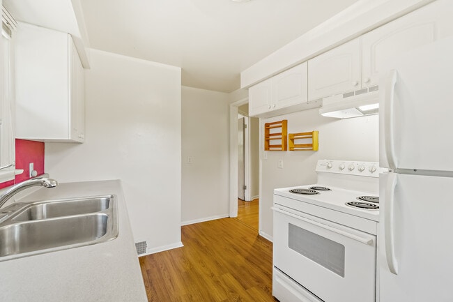 Photo - 4312 3rd Ave NW