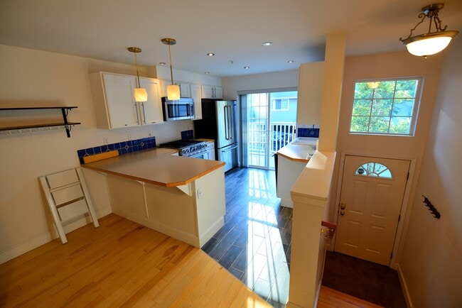 Photo - 14538-14512 12th Ave NE