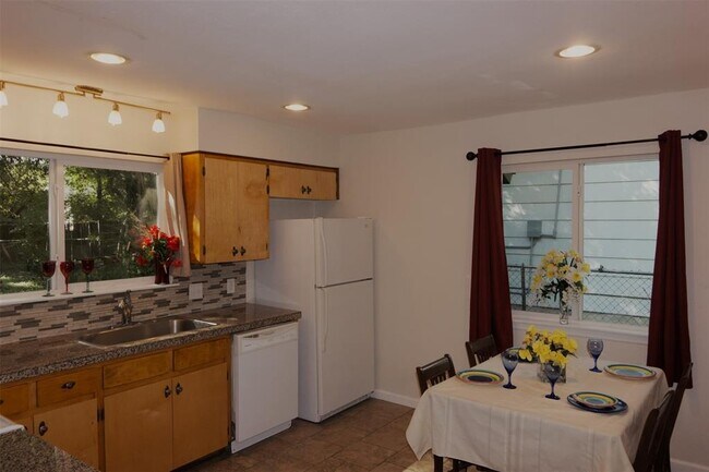 Building Photo - 5308 Peppertree Pkwy