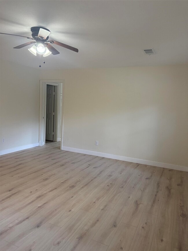 Photo - 22 E Sterling Pond Cir