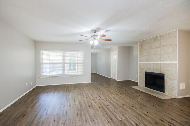Photo - 25714 Richards Rd