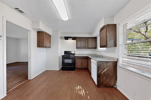 Photo - 1530 Buena Vista St