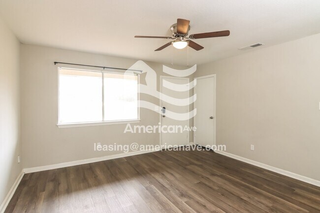 Photo - 1327 Ridgeview Rd