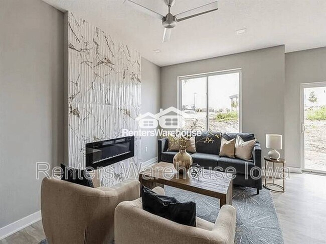 Photo - 15588 Rocklyn Pl