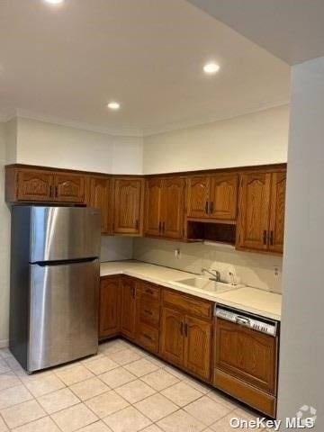 Building Photo - 50-32 206th St Rental