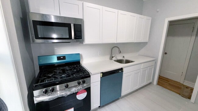 Building Photo - Renovated Apartments Near Journal Square P...