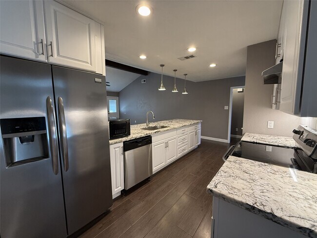 Photo - 17119 Barcelona Dr