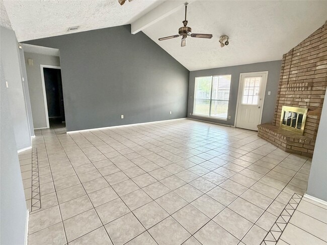 Photo - 13419 Klamath Falls Dr