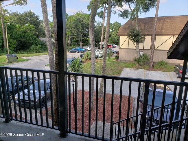 Photo - 2981 Sir Hamilton Cir Unit 13