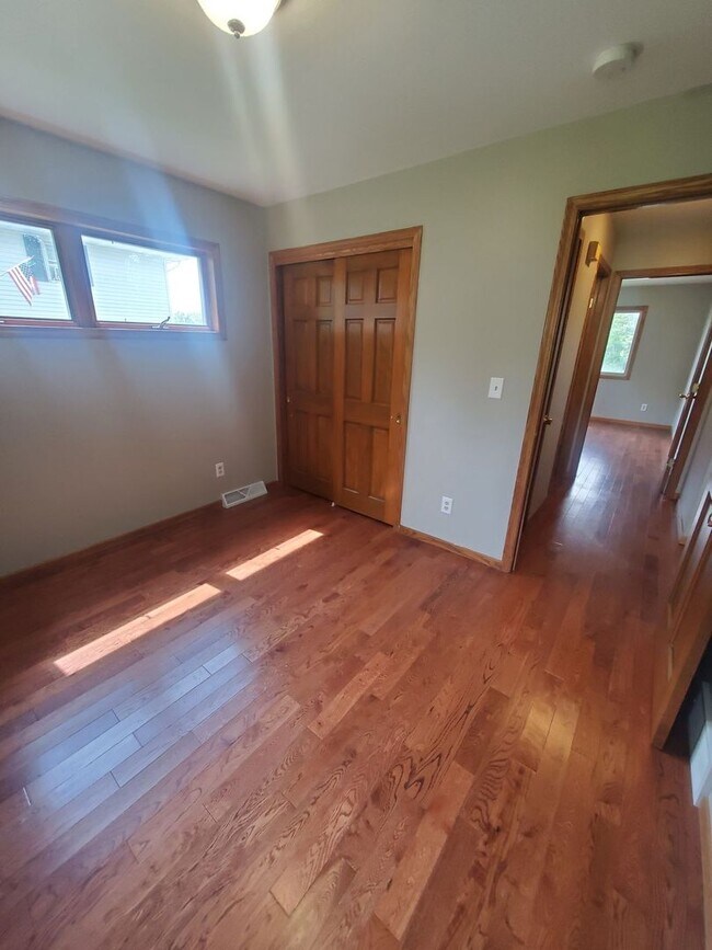 Photo - N868 Amanda St Unit 2