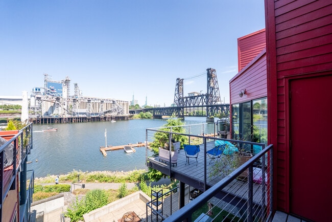 Photo - 710 NW Naito Pky Unit C12