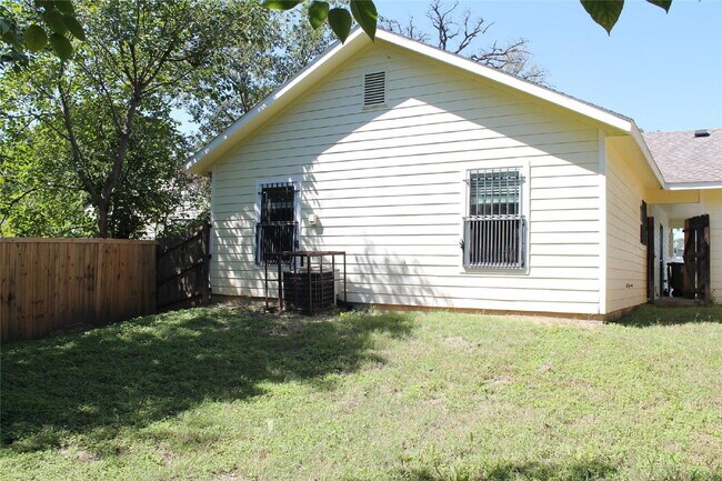 Photo - 4518 Hamilton Ave