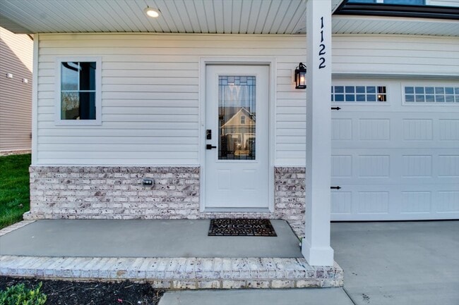Photo - 1122 Johnson St