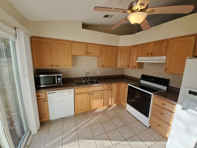 Photo - Cozy Single Family Ranch in Timberlake Nei...