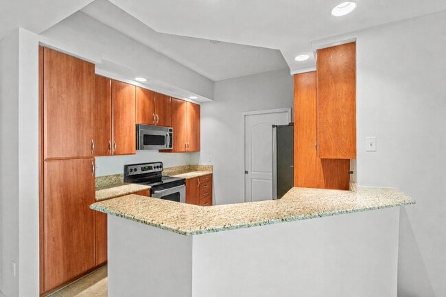 Photo - 801 S Olive Ave Unit 914