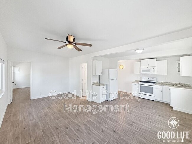 Photo - 523 N Citrus Ave