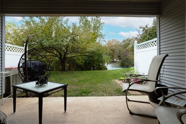 Photo - 242 Penns Way