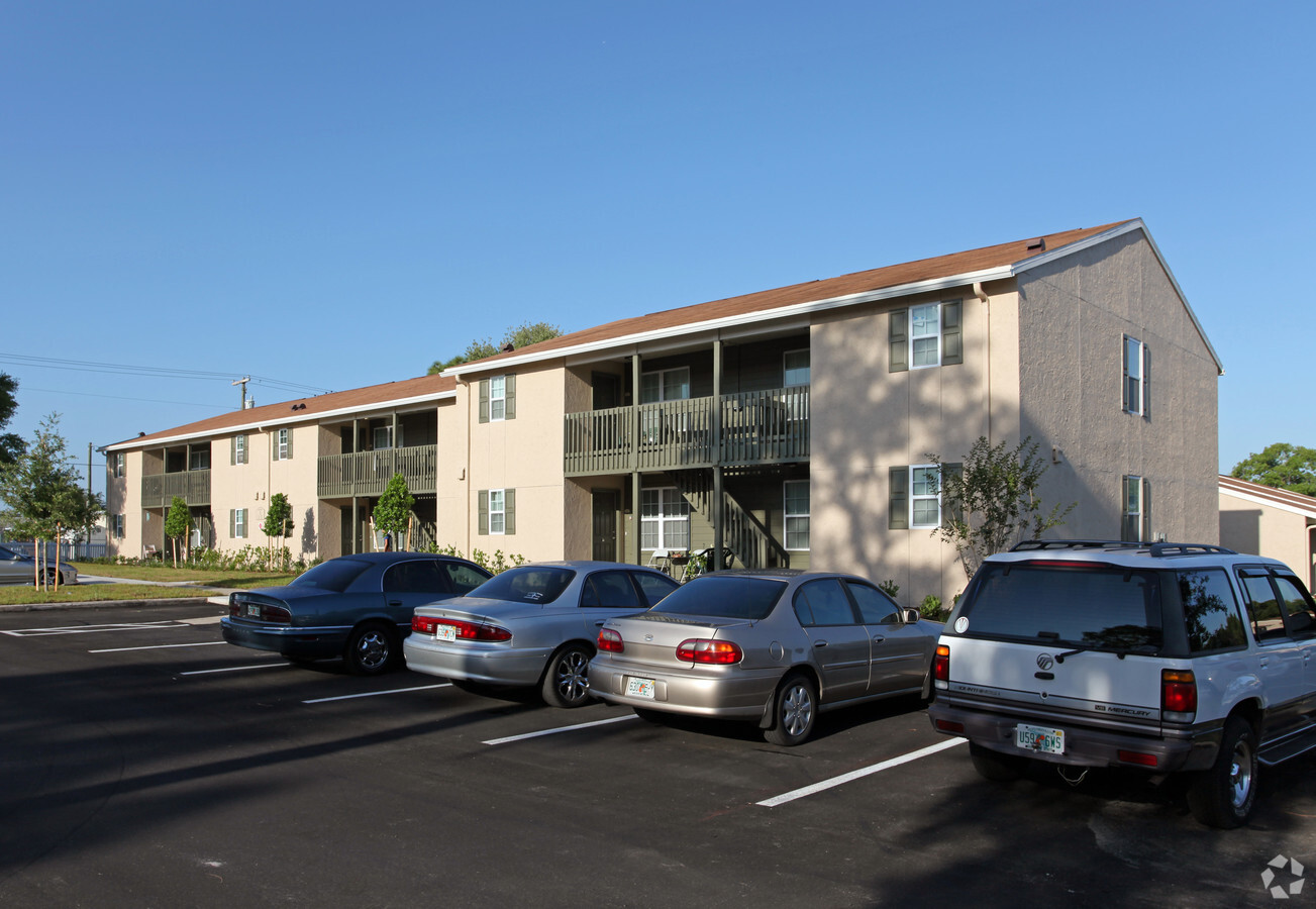 Photo - Little Oaks Apartments