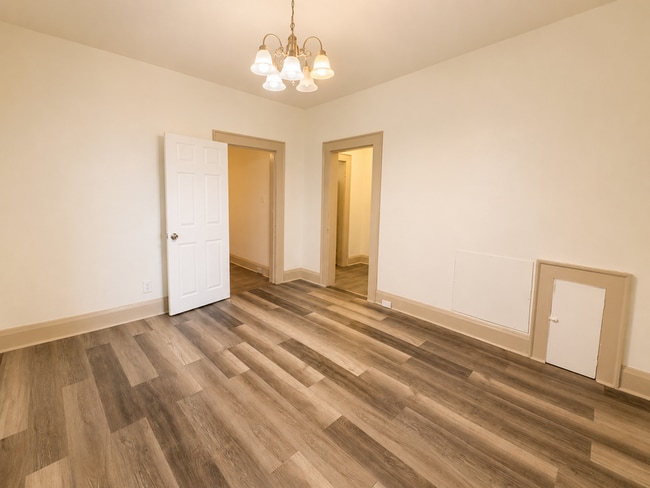 Photo - 1009 Jackson Ave