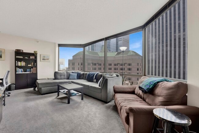 Photo - 222 N Columbus Dr Unit 3801