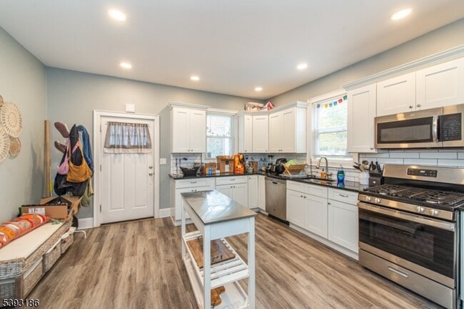 Photo - 19 St Lukes Pl Unidad 1