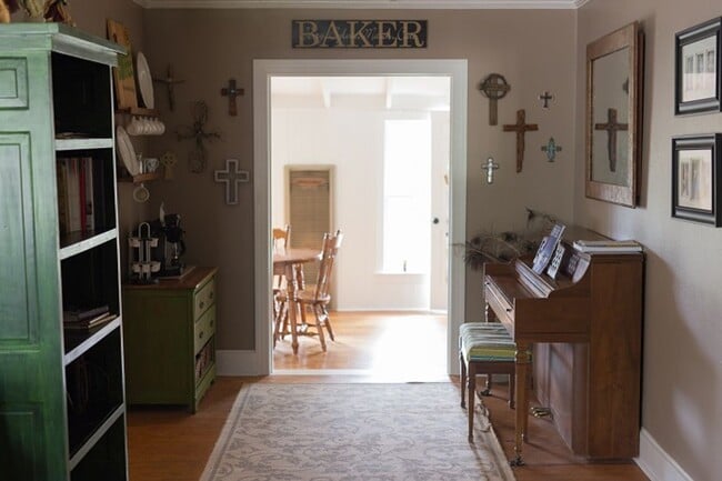 Photo - 216 Hayter St