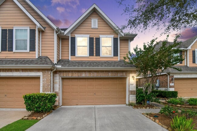 Building Photo - 2202 Waterford Park St