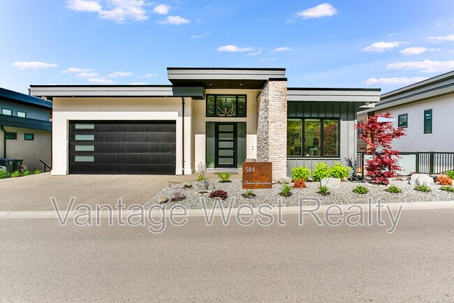 584 Clifton Ct