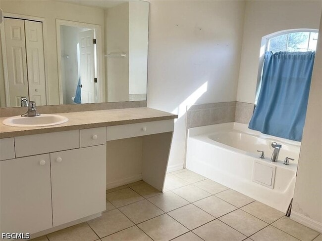 Photo - 2323 NE 26th St