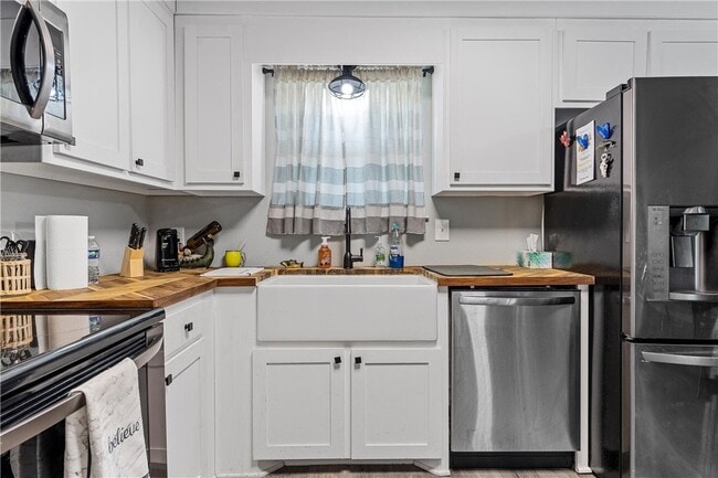 Photo - 256 Candyce Dr