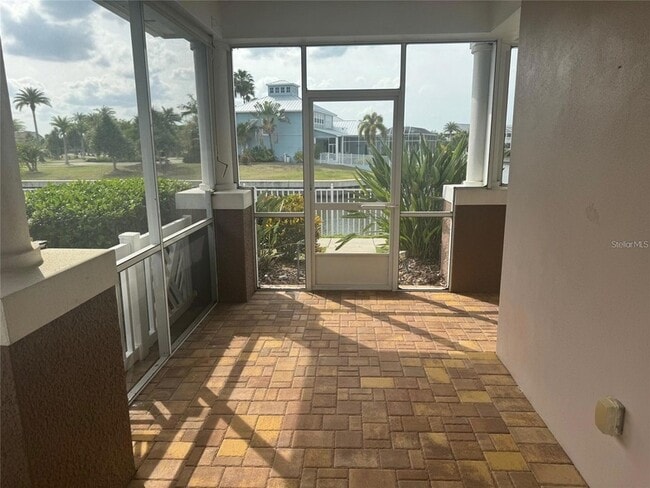Photo - 5714 Tides Pl