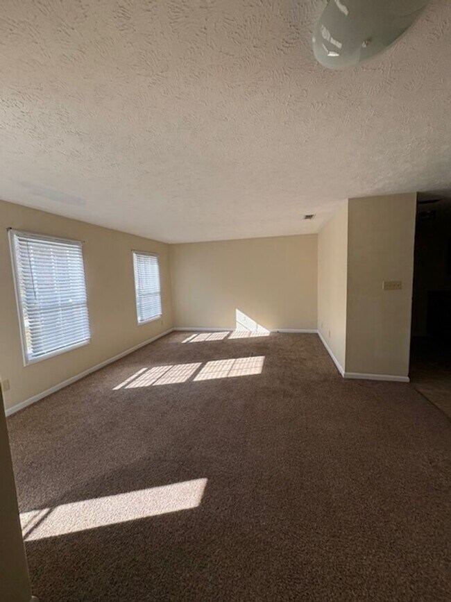 Photo - 3820 John Marshall Rd