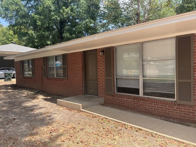 Photo - 13 Meadowbrook Dr