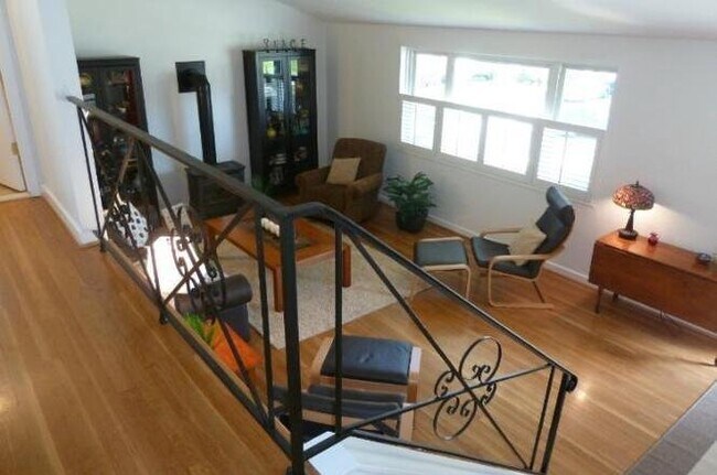 Photo - 12908 Bluhill Rd