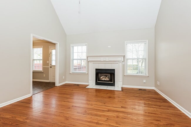2306 Amber Glen Dr
