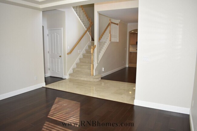 Photo - 630 Rogers Cir