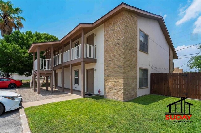 Photo - 209-209 Fletcher Dr Unit 207-D