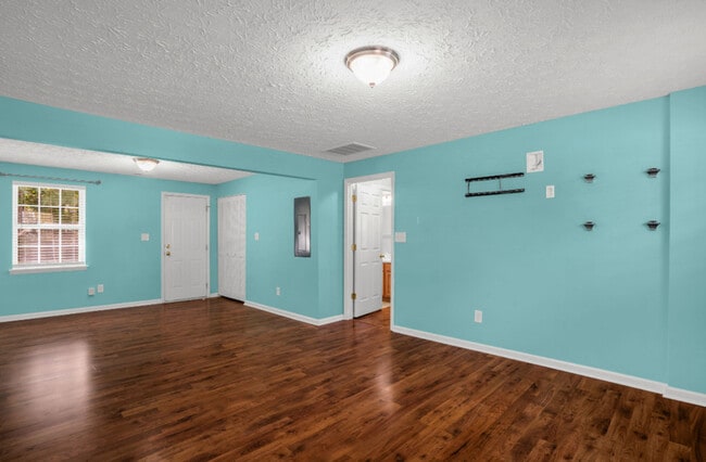 Photo - 1812 Shiva Ct