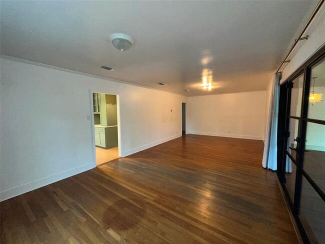 Photo - 4711 Fairview Dr