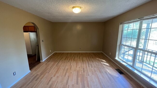 Photo - 110 Hill Blvd