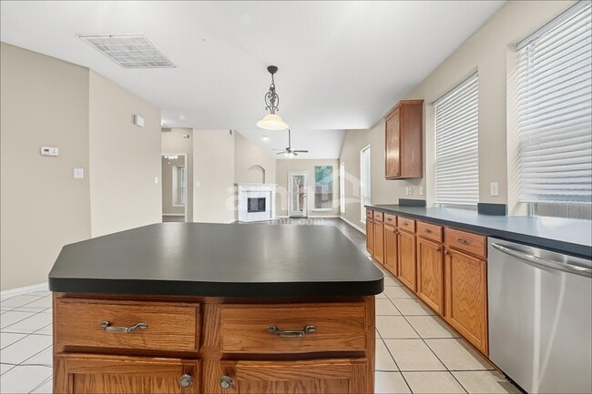 5401 Pecan Creek Cir
