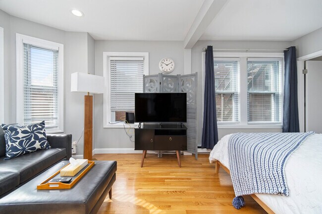 Building Photo - 350 North St Unit ID1364301P