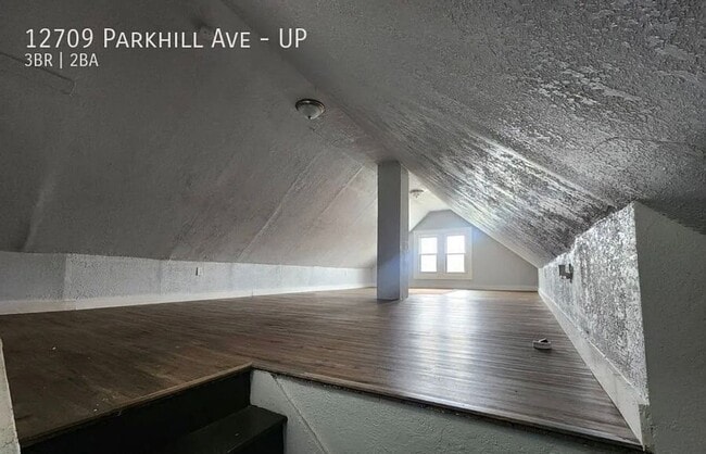 Photo - 12709 Parkhill Ave Unit Up