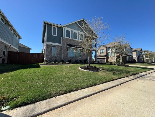 Building Photo - 7743 Swooping Swallow Ln