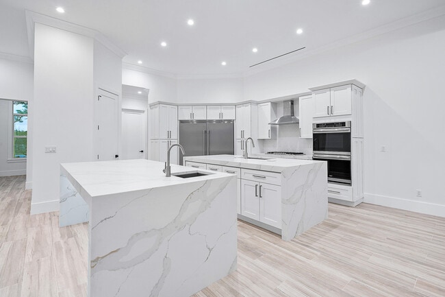 Photo - 18211 SE Old Trail Dr W