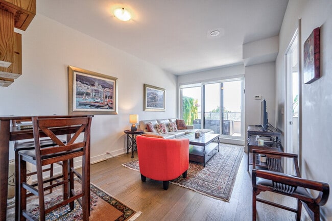 Photo - 30 Shore Breeze Dr Unit SI ID1513089P