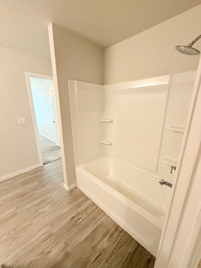 Photo - 9709 Saratoga Ave Unidad Upland Heights - 9709 Saratoga Avenue B