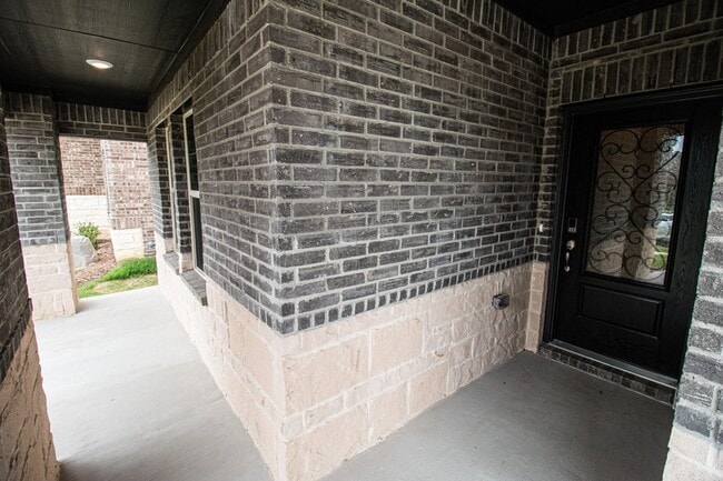 Photo - 3505 Riviera Ct