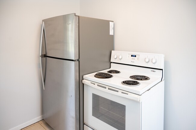 Photo - 3244 Marion Rd SE