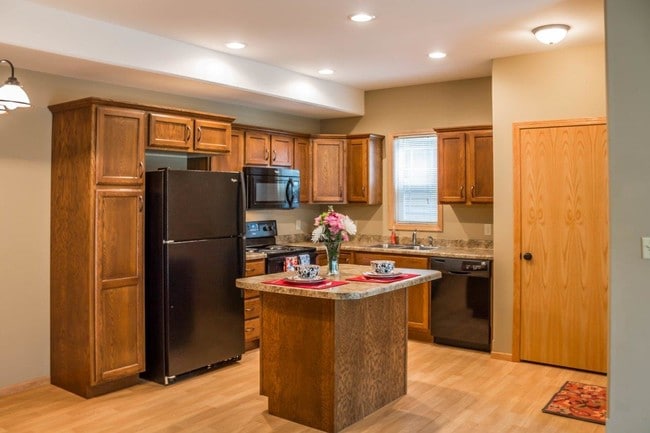 Photo - Tiyata Place